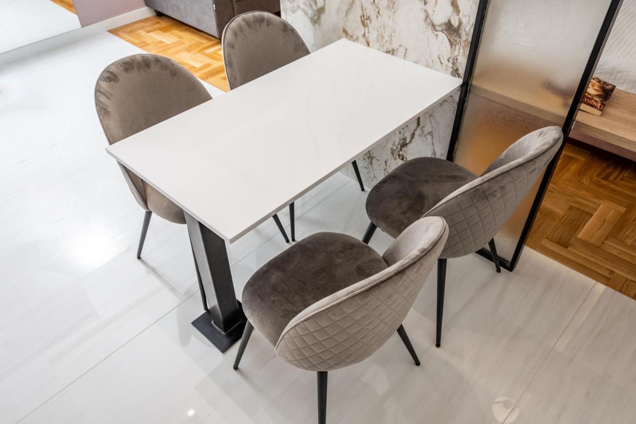 Apartman Dani Pale Buitenkant foto